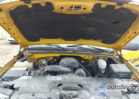 2003 Chevrolet Silverado 1500 Ls z USA, uszkodzony, nr VIN 1GCEK19V03Z312078